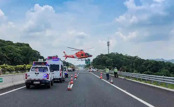 兴县高速公路汽车救援案例